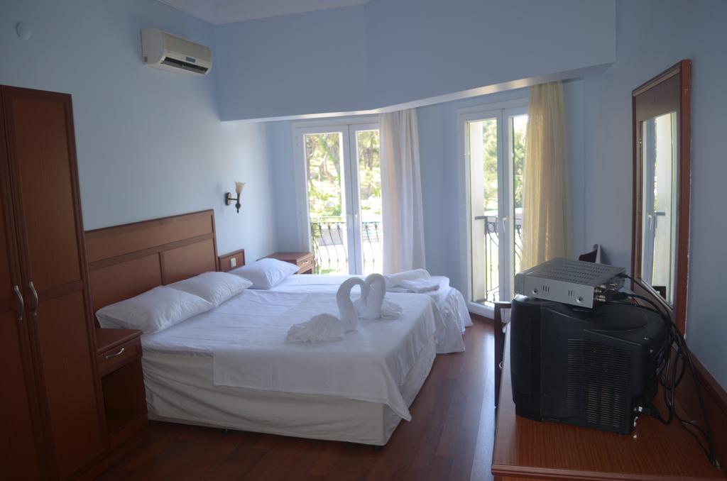 Silva Hotel Ayvalı Esterno foto