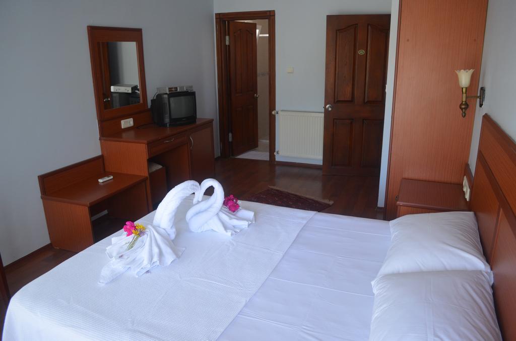 Silva Hotel Ayvalı Esterno foto