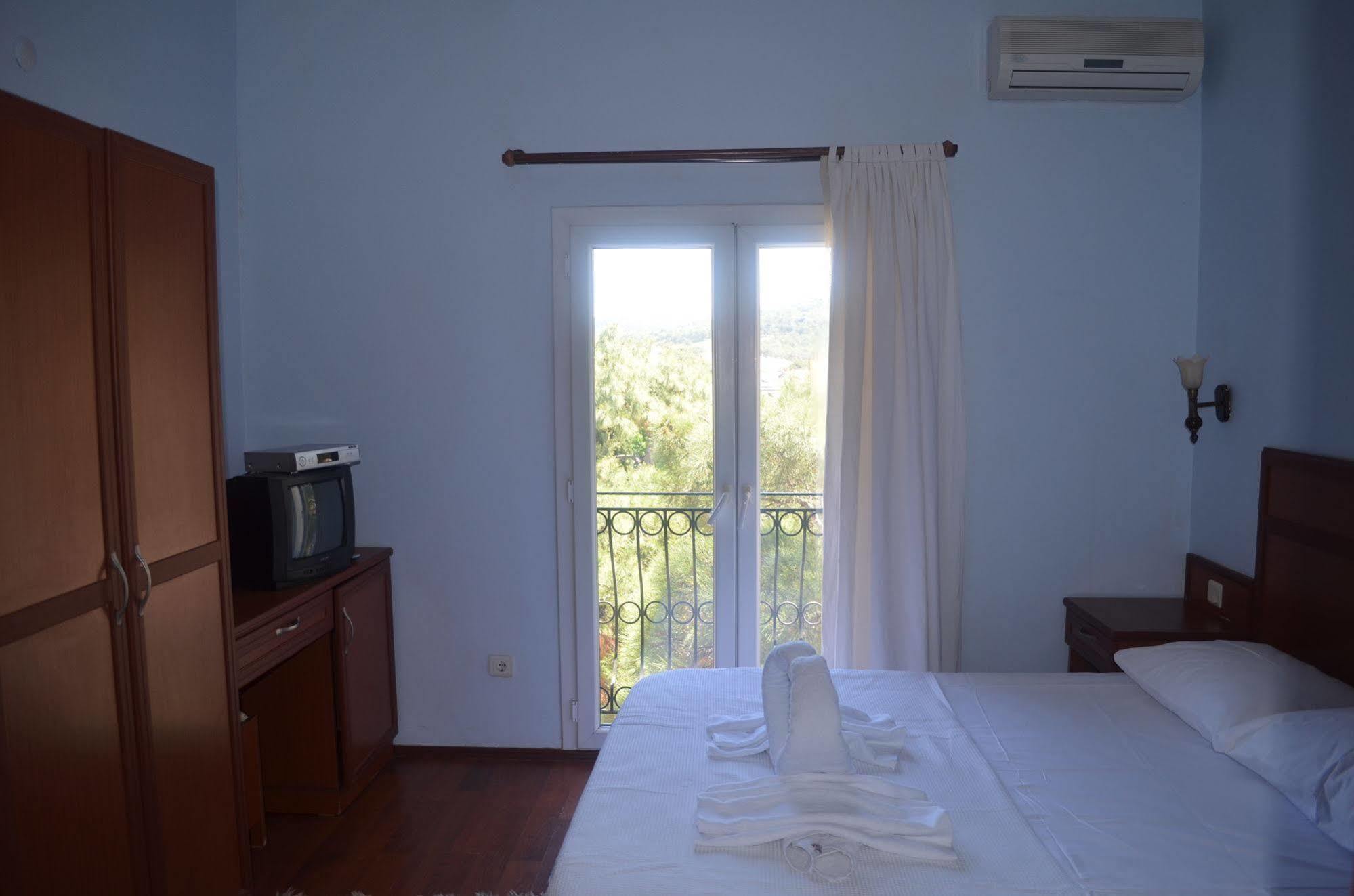 Silva Hotel Ayvalı Esterno foto