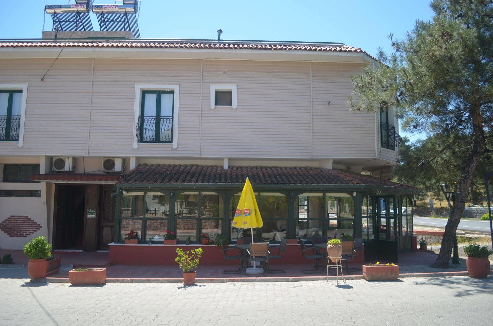 Silva Hotel Ayvalı Esterno foto