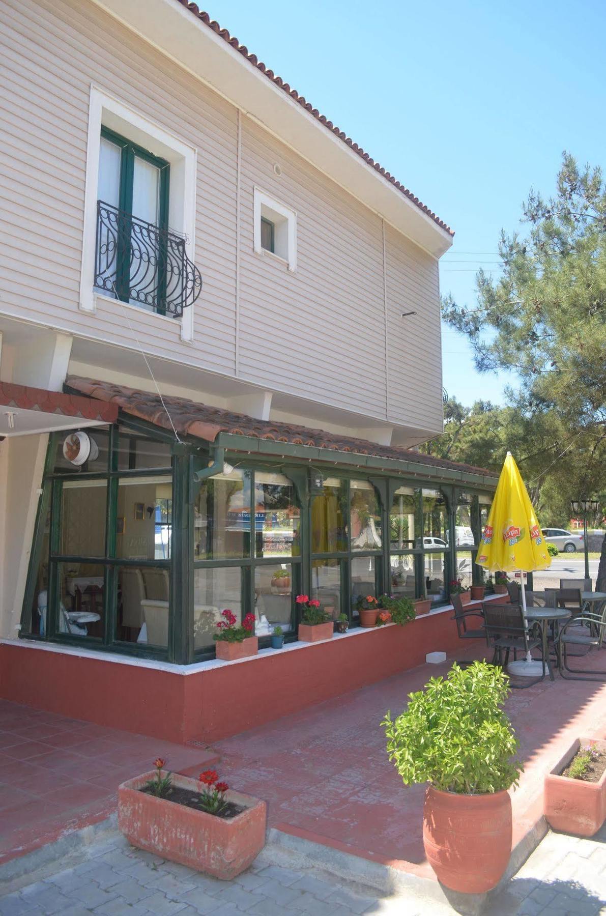 Silva Hotel Ayvalı Esterno foto