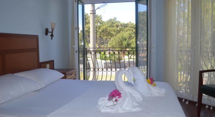 Silva Hotel Ayvalı Esterno foto